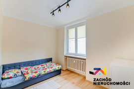 Lokal użytkowy 117m2 w budynku przy Szpitalu